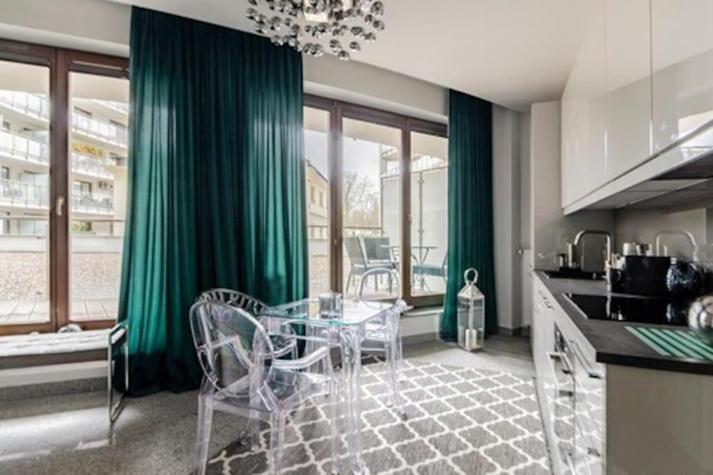 Loft Solec Residence Варшава Экстерьер фото